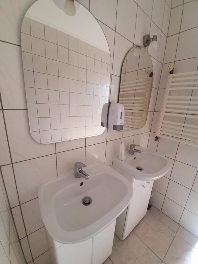 Lux Resort Kraśnik Buitenkant foto