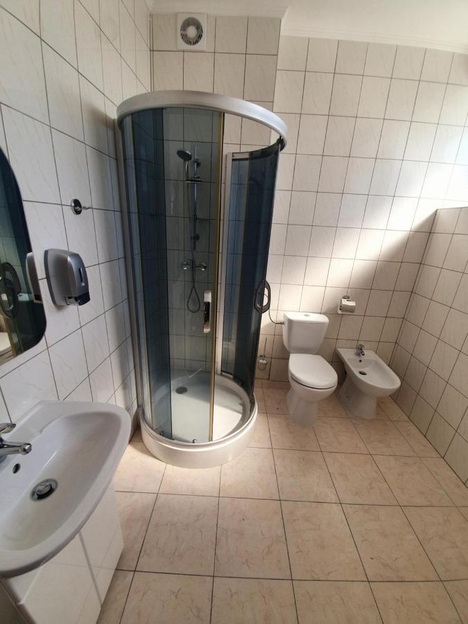 Lux Resort Kraśnik Buitenkant foto