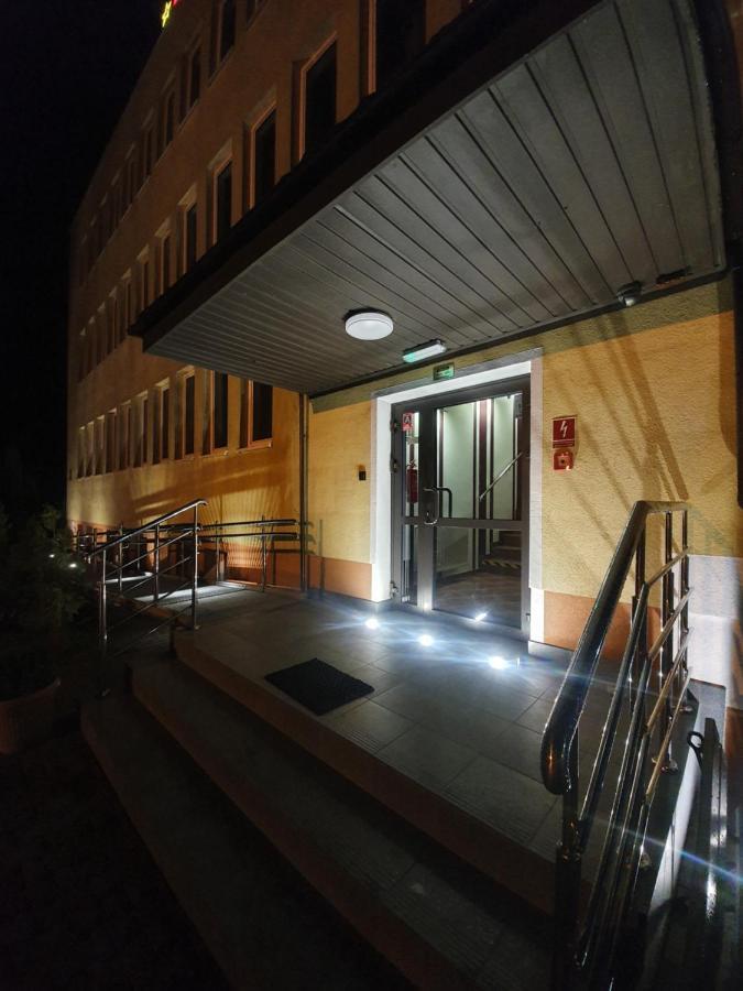 Lux Resort Kraśnik Buitenkant foto
