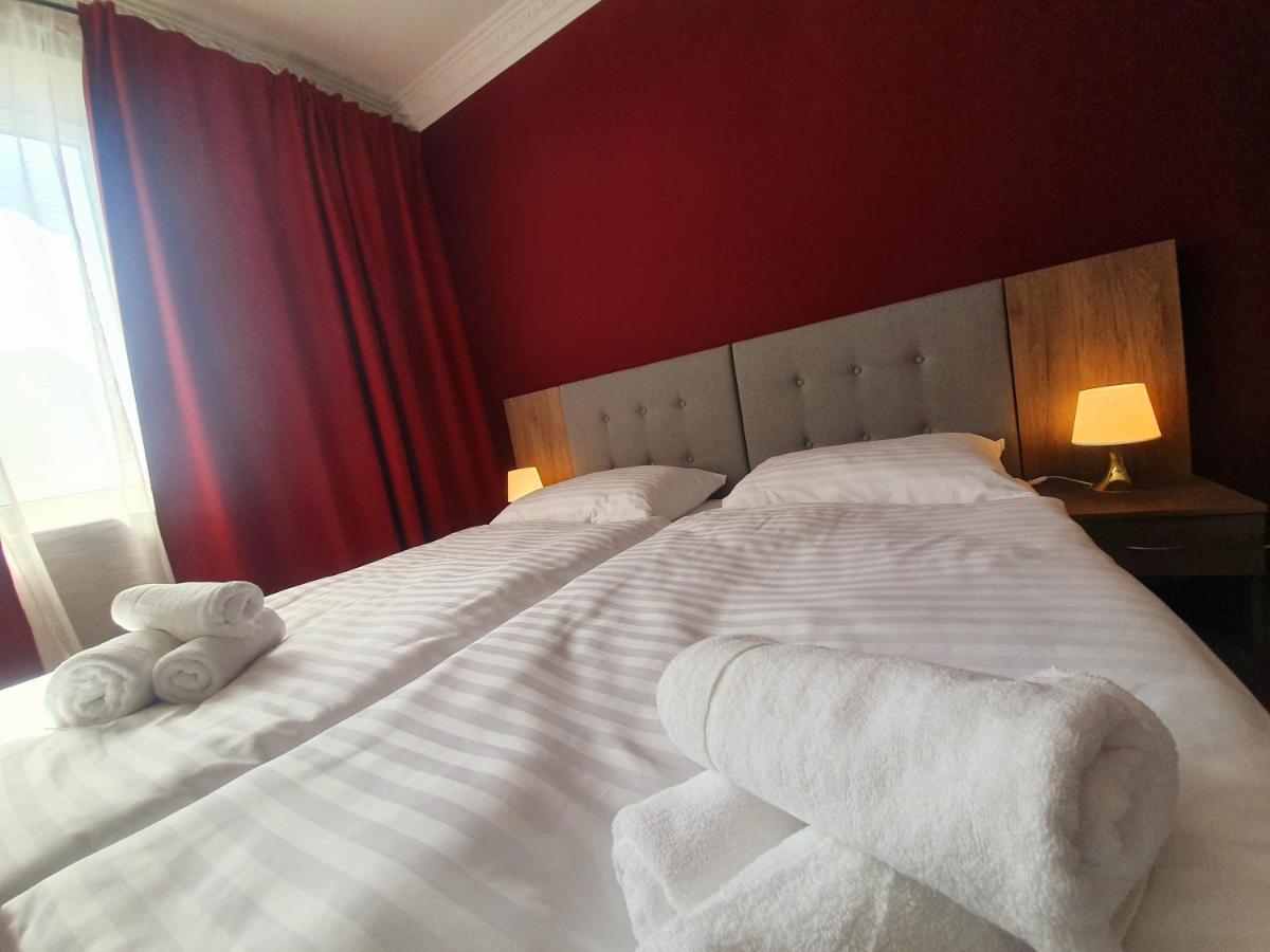 Lux Resort Kraśnik Buitenkant foto