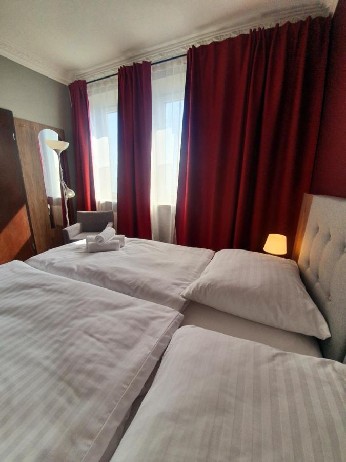 Lux Resort Kraśnik Buitenkant foto