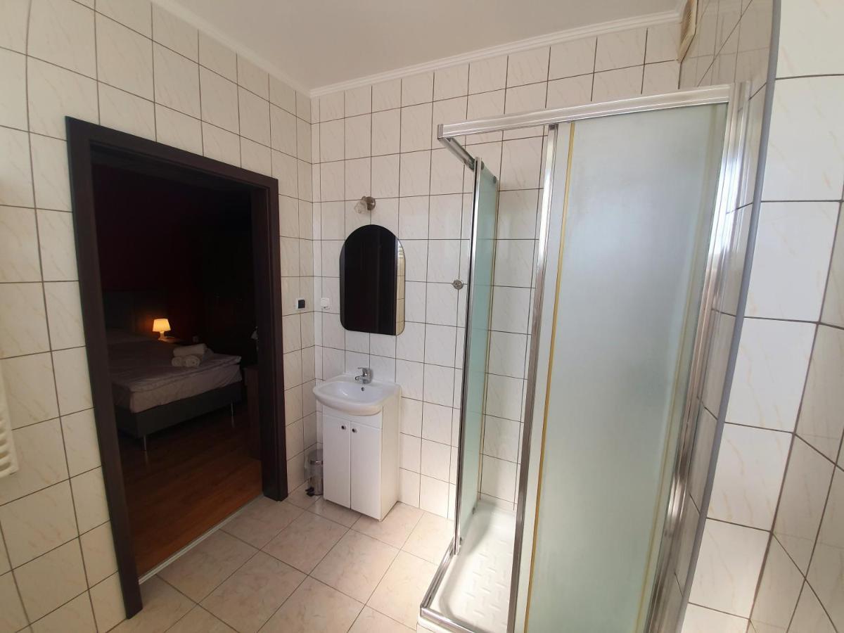 Lux Resort Kraśnik Buitenkant foto