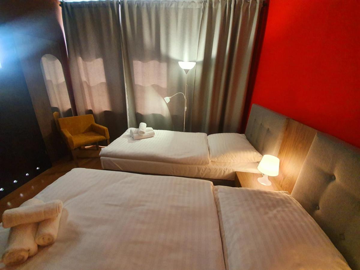 Lux Resort Kraśnik Buitenkant foto